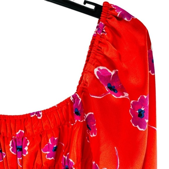 Sanctuary NWT Woven Satin 3/4 Puffed Sleeve Smocked Floral Print Red Crop Top S - Picture 6 of 10